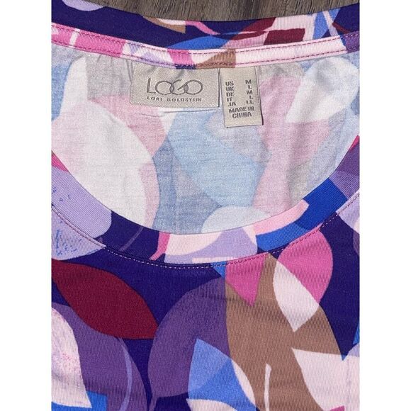LOGO by Lori Goldstein Womens Medium Pullover Top Blue Pink Pockets Stretch NWOT - Picture 3 of 4